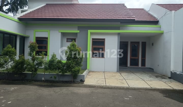 Rumah Ready Stock Furnished Di Komplek Derwati Mas