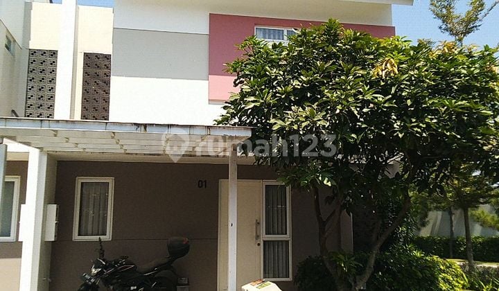 Dikontrakkan...Rumah Minimalis Posisi Hook di Summarecon Gedebage