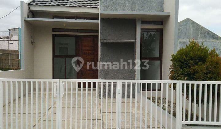 Price Drop..Newly Built Minimalist House in Blue Pilar Complex
