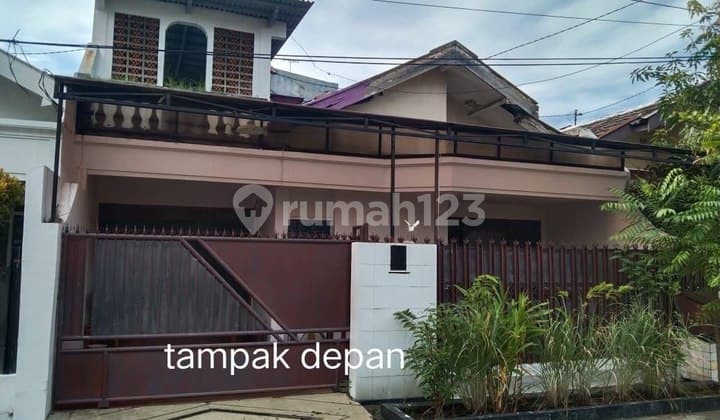 Rumah Hitung Tanah di Wisma Permai, Hadap: Utara