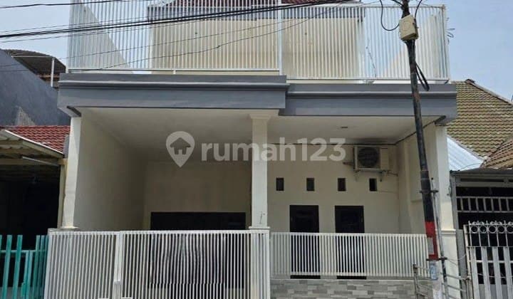 Rumah Minimalis 2 Lantai Babatan Pantai Dekat Annyeong Market