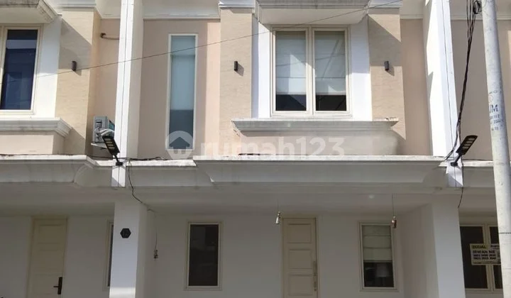 Dijual Rumah Dharmahusada Indah Barat Dijual Rumah Dharmahusada Indah Barat