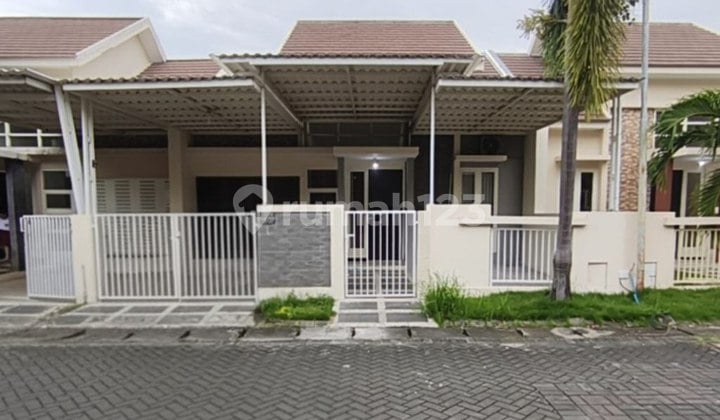 DISEWAKAN / DIJUAL RUMAH TAMAN RIVERA REGENCY MEDOKAN DISEWAKAN / DIJUAL RUMAH TAMAN RIVERA REGENCY MEDOKAN