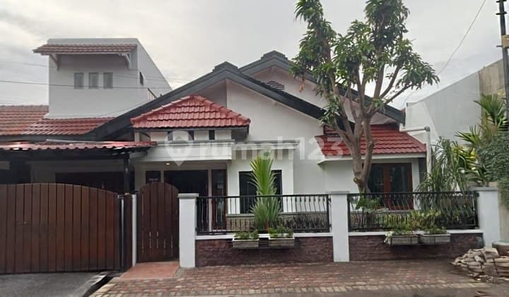 Rumah Pondok Nirwana Hadap Selatan