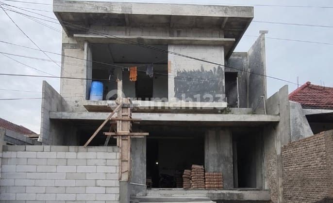 Rumah Sutorejo Utara Dekat Raya Mulyosari Bonus Perabot Row Jalan 2.5 Mobil Carport 2