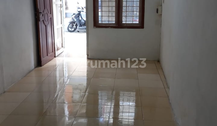 Rumah Siap Huni Lokasi Strategis Akses Mudah ke Pusat Kota di Pademangan Jakarta Utara