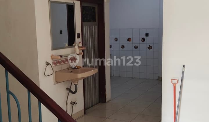 Rumah Standard Rapi Dekat Mal Kelapa Gading Siap Huni di Kelapa Gading Jakarta Utara
