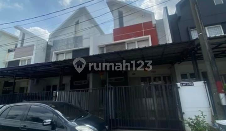 Rumah Modern Minimalis Siap Huni di Dalam Cluster Perumahan Imperial Gading