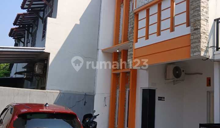 Rumah Minimalis 2 Lantai Siap Huni di Dalam Cluster Gedong Pasar Rebo Jakarta Timur