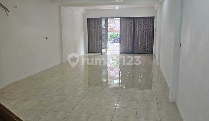 Ruko 2 Lantai Siap Pakai di Pinggir Jalan Raya Kelapa Gading Jakarta Utara