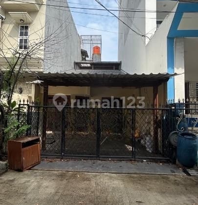 Ready-to-Occupy East-Facing Standard House in Kelapa Lilin, Kelapa Gading