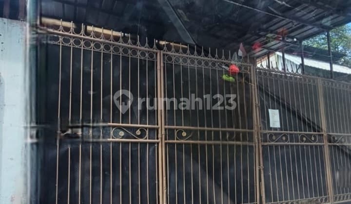 Rumah bisa untuk Kantor & Gudang Pinggir Jalan Utama Lokasi Ramai di Warakas Tanjung Priok Jakarta Utara