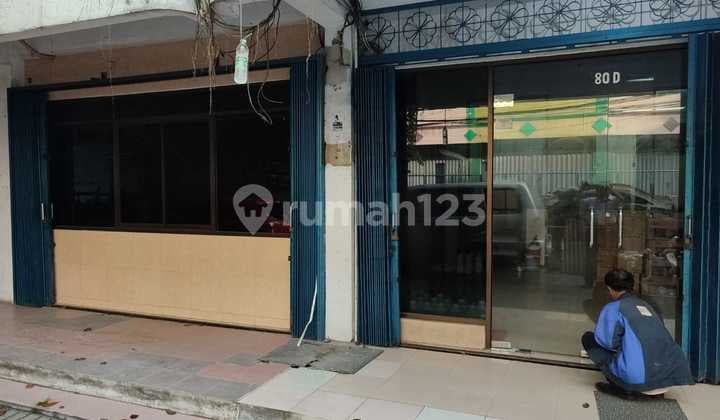 Ruko 4 Lantai Gandeng Siap Pakai Ada Lift Barang di Kemayoran Jakarta Pusat
