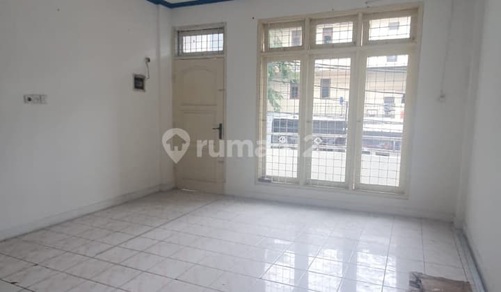 Ready-to-use 2.5-Storey Shop House in a Strategic Location at Sunter Hijau, North Jakarta