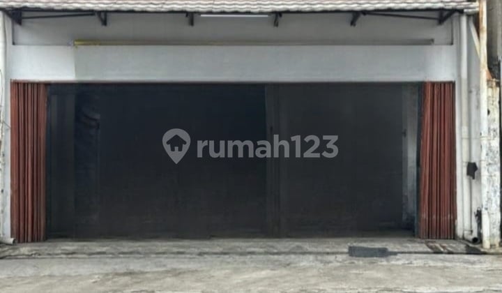 Strategic Warehouse Ready to Use in Pondok Bambu, East Jakarta Strategic Warehouse Ready to Use in Pondok Bambu, East Jakarta
