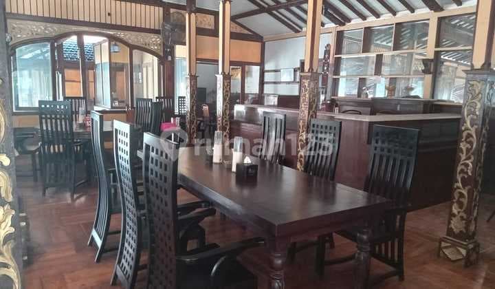 Ex Resto di Pusat Keramaian Kuliner Dewi Sri Seminyak