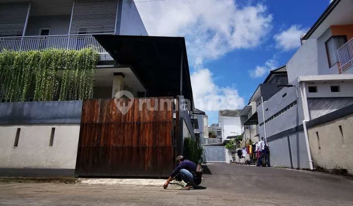 Ready-to-Occupy House in the Heart of Denpasar City, Bali