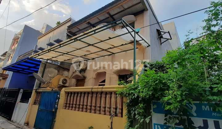 Rumah Bagus 2 Lantai Layak Huni Di Tanjung Duren