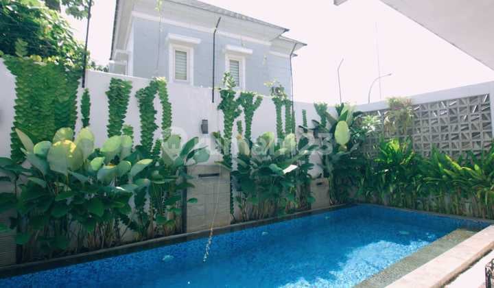 RUMAH THE SAVIA BAGUS FURNISHED ADA SWIMMING POOL