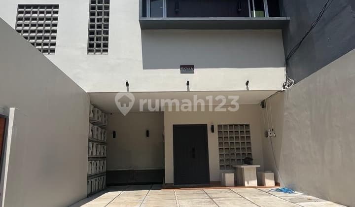 Boarding house in Griya Loka Bsd Good Furnished Separate Token