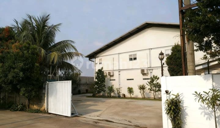 Gudang Pabrik di Curug Tangerang Lokasi Strategis Luas 3810 Meter