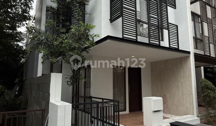 Rumah Greenwich BSD Bagus Murah Tinggal Bawa Koper