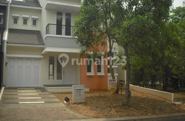 Disewakan Rumah The Green BSD Luas 200 Meter Minimal 2 Tahun
