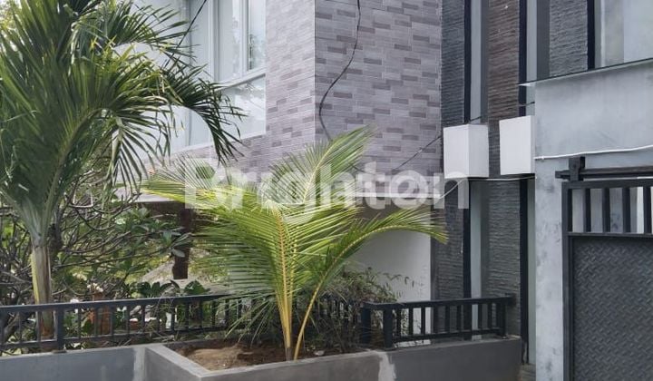 JUAL MURAH HITUNG TANAH SAJA RUMAH SEMI VILLA BESAR DI SUNSET ROAD