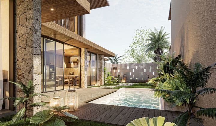 Exclusive Tropical Residence with Private Pool, 3 Bedrooms, 2 Floors, 500 Meters from Kedungu Beach, Tabanan Bali