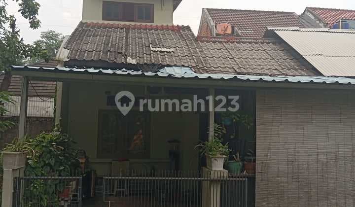 Rumah Bagus di Perum Nuri Bintaro Pondok Ranji Tangerang Selatan
