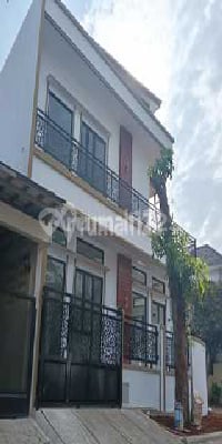 Brand New Modern Minimalist House In Kencana Loka BSD - Prime Location Corner Unit LT 218 M2