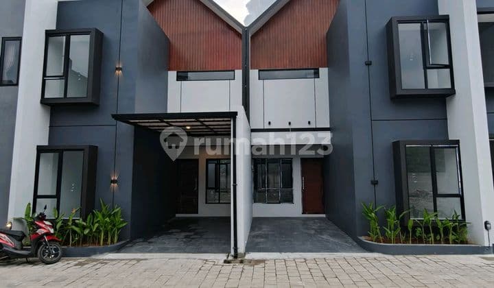 Rumah Dikukusan 1 Menit ke Jagakarsa Jaksel