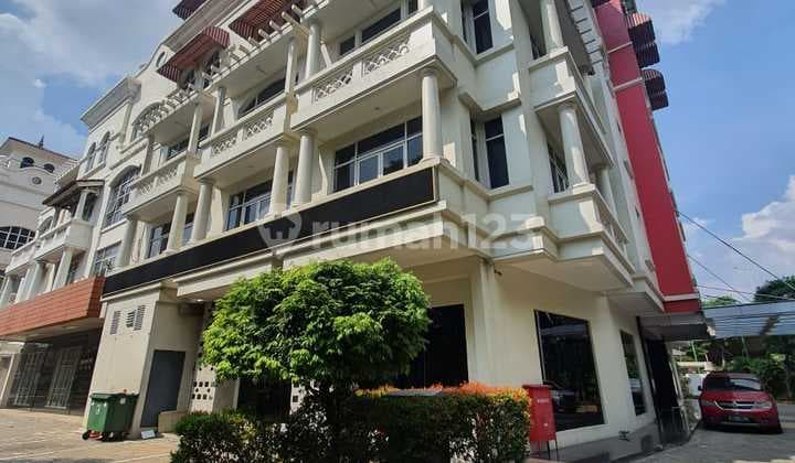 Dijual hotel sunbreeze senayan jakarta pusat