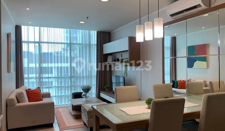 Apartment lokasi strategis di jantung Jakarta, Sahid Sudirman residence, 2 BR, 82,5 sqm, Furnished