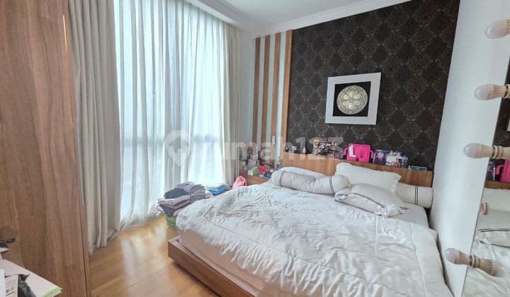 Unit paling dicari di kawasan Senopati - Sudirman CBD, Residence 8 Senopati, 3 BR, 180 sqm, Furnished