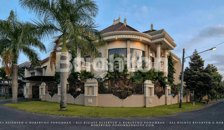 Luxury Hook House at PBI Araya Malang