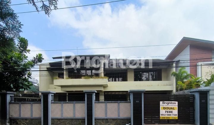 Rumah Cantik Di Jalan Gresik Malang