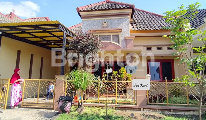 Rumah Luas Di Permata Jingga Malang