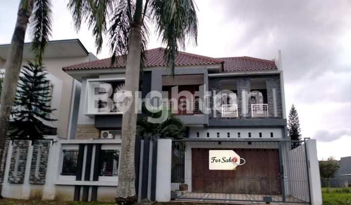 Rumah Di Telaga Golf Araya Malang