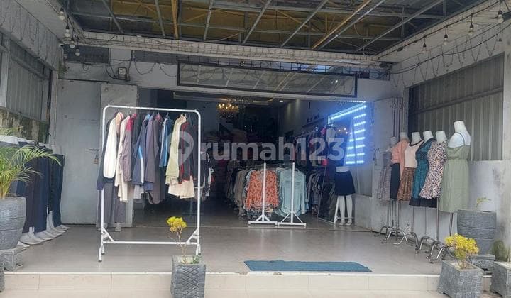 Ruko Di Rantepao Toraja Sulawesi