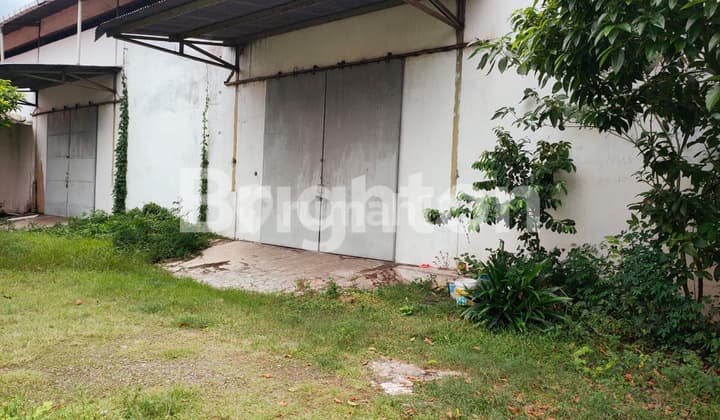 Gudang Luas Di Madiun