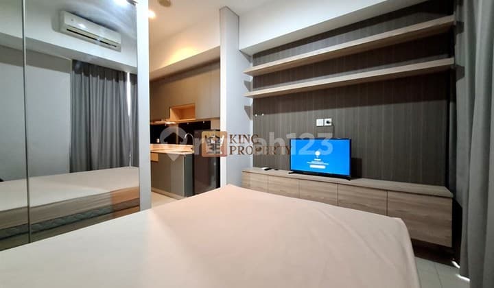 Stay In Style! Studio Scandinavian Taman Anggrek Residences - Dekat Untar & Trisakti, Fasilitas Keamanan 24 Jam, Kolam Renang & Kolam Renang Anak, Jogging Track, Lapangan Basket, Tennis Court, Gym