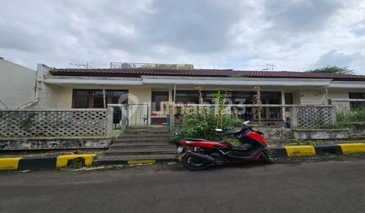 Dijual Rumah Hook SHM Intercon Kebon Jeruk 1,5 Lantai - Dekat Puri Indah Mall, Pasar Pengampuan, Taman Aries Market, Puri Indah Mall, Lippo Mall Puri, Siloam Hospitals Kebon Jeruk