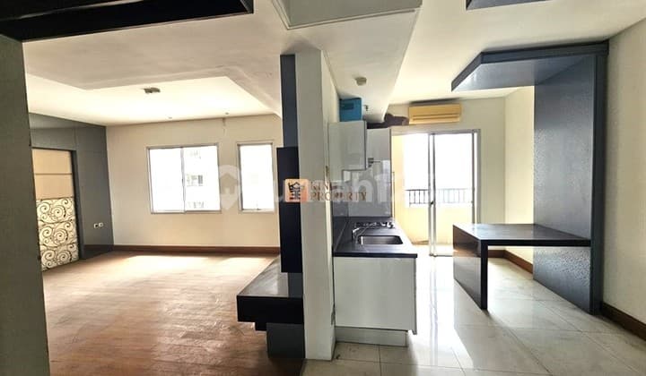 1BR spacious apartment, modern geometric style, city view, near ITC Mangga Dua & Ancol area, facilities: swimming pool, kids' playground, ATM center, fitness center, garden, jogging track, 24-hour security & CCTV.