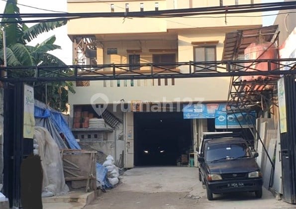 Rumah Kokoh 3 Lantai Duri Kepa - Posisi Hook Jalan Raya, Sangat Cocok untuk Usaha, Dekat Wang Plaza, Patra Market, Pasar Tradisional West Tomang, RS UKRIDA, Sekolah Kemurnian II