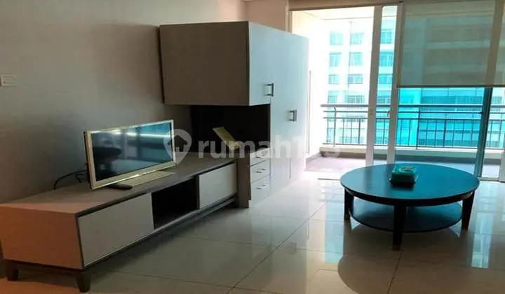 Cozy Modern Minimalist With Soft Classic Touch, Disewa 2Br Central Park Residences di Atas Mall Central Park & Dekat Central Park 2, Fasilitas Keamanan 24 Jam. Kolam Renang, Jogging Track, Gym & Laundry, Minimarket