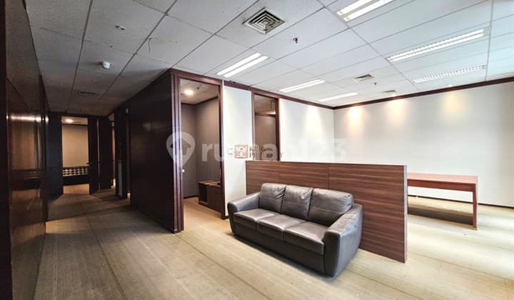 Office Space Strategis di Scbd Sudirman - Equity Tower Jakarta Selatan, Dekat Mall Pacific Place, Pasar Santa, Mrccc Siloam Hospitals Semanggi, Jis - Pattimura Elementary School