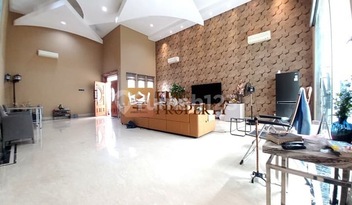 Rumah Hook Daan Mogot Baru 3 Lantai Jimbaran Tropical Contemporary Design, Furnish Lengkap Dekat Rs Hermina & Mall Daan Mogot, Dekat Terminal Kalideres, Sekolah Dian Harapan, Hari-Hari Pasar Swalayan