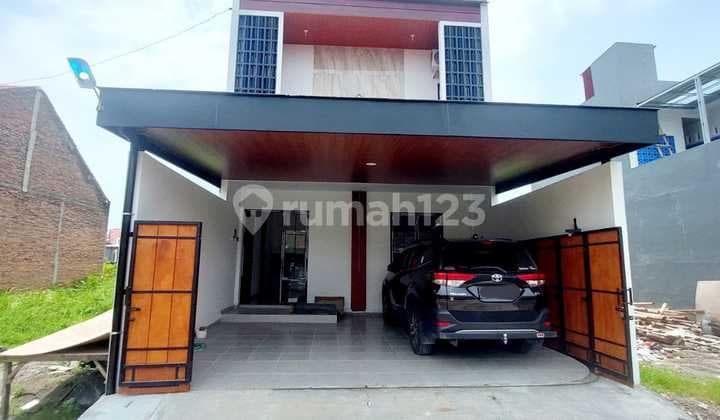 Rumah Cantik 2lt Minimalis Modern Dekat Superindo