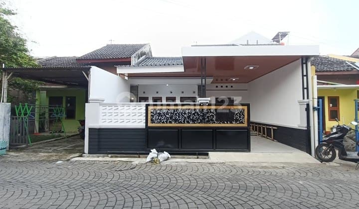 Rumah Cantik Full Renovated Tahap Finishing